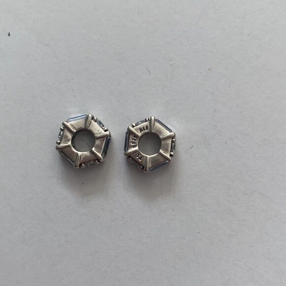 Pandora clear ice cube spacer charm - set of 2 - Picture 5 of 6